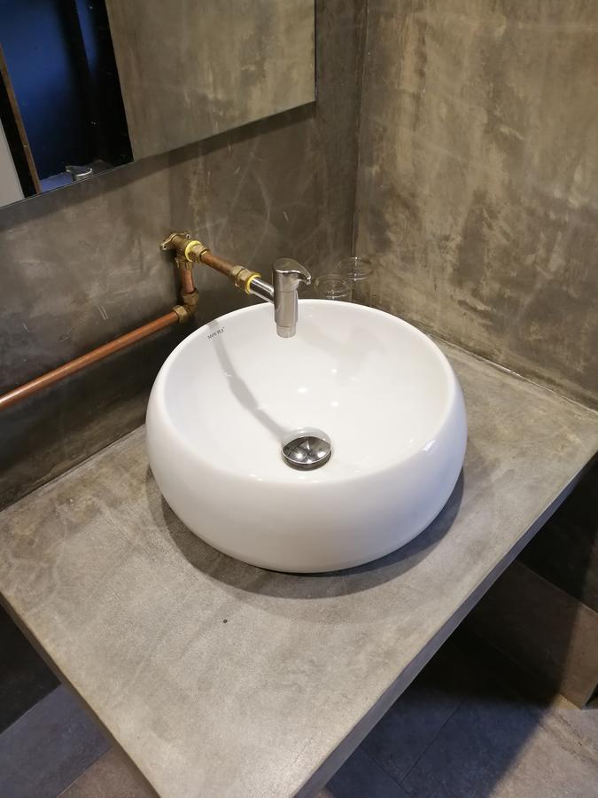 The Rise Room Куала-Тренгану Экстерьер фото A washbasin